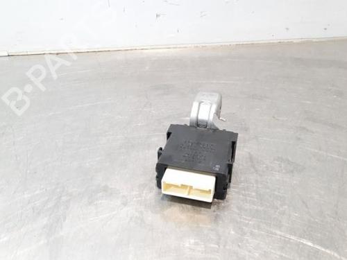 Used Electronic module TOYOTA YARIS (_P13_) 1.5 Hybrid (NHP130_, NHP130) (101 hp) 20078730