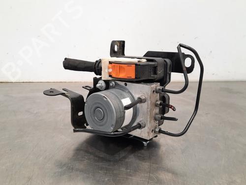 Used ABS pump PEUGEOT 308 III (FB_, FH_, FP_, F3_, FM_) PureTech 110 (FPHNPL) (110 hp) 15236039