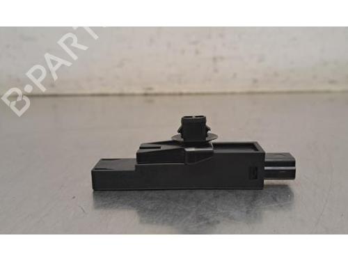 Módulo eletrónico Módulo eletrónico TOYOTA YARIS (_P21_, _PA1_, _PH1_) 1.5 Hybrid (MXPH10, MXPH11) (116 hp) 34408555 34408555
