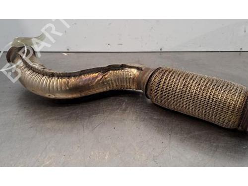 Używane Kolektor wydechowy DS DS 7 Crossback (J4_, JR_, JC_) E-TENSE 4x4 (J45GBU) (300 hp) 30381466