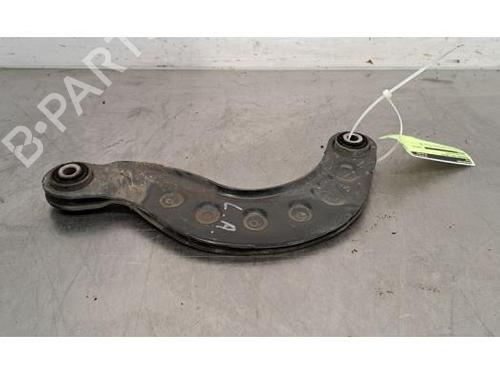 Venstre bagtil bærearm VOLVO V40 Hatchback (525) D2 (120 hp) 24157223