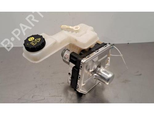 Używane Serwo hamulca MAZDA CX-60 (KH_) 3.3 e-SKYACTIV-D MHEV (200 hp) 30810361