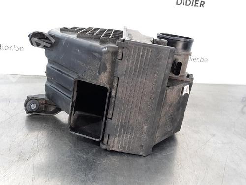 Used Air filter box KIA SORENTO III (UM) 2.2 CRDi 4WD (200 hp) 10881284