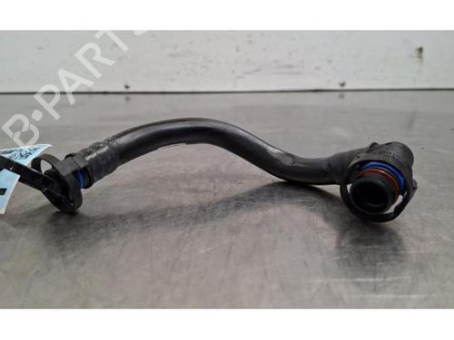 pipe-audi-q3-f3b-2018-35780123 main image