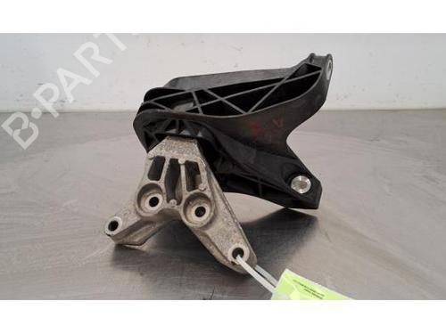 Used Engine mount PEUGEOT 308 III (FB_, FH_, FP_, F3_, FM_) PureTech 130 (FPHNSL, FPHNST) (131 hp) 29293645