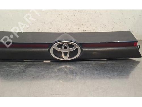 Used Rear center light Rear center light 39154628 39154628