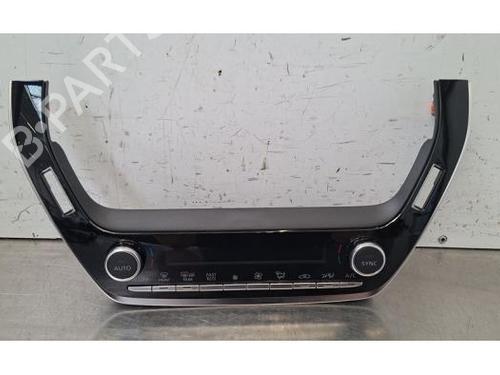 Used Climate control Climate control 38606358 38606358
