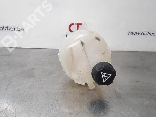 Used Expansion tank Expansion tank PEUGEOT 208 II (UB_, UP_, UW_, UJ_) 1.2 PureTech 75 (75 hp) 10888975 10888975