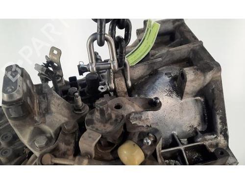 Gearbox PEUGEOT EXPERT Van (V_) 2.0 BlueHDi 120 | BP31273135M3