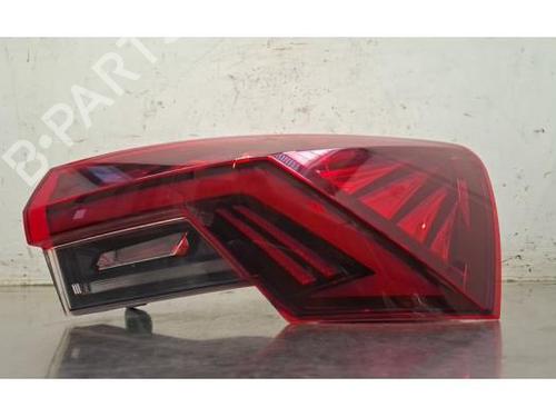 right-taillight-skoda-octavia-iv-combi-nx5-pv5-2019-40026074 main image