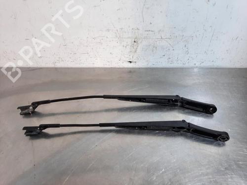 Front windshield wiper arm VW TIGUAN (5N_) 2.0 TDI 4motion | BP23603392C143 