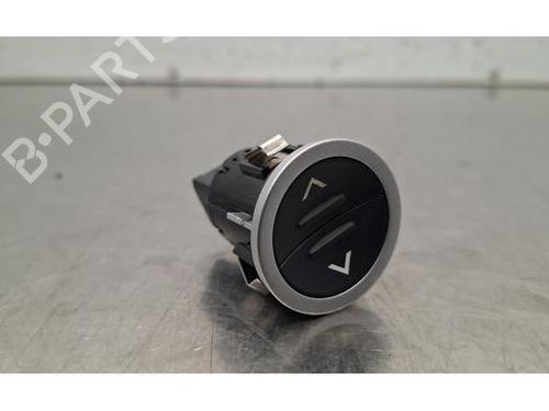 Used Switch Switch LAND ROVER RANGE ROVER SPORT II (L494) 5.0 SCV8 4x4 (575 hp) 40517882 40517882