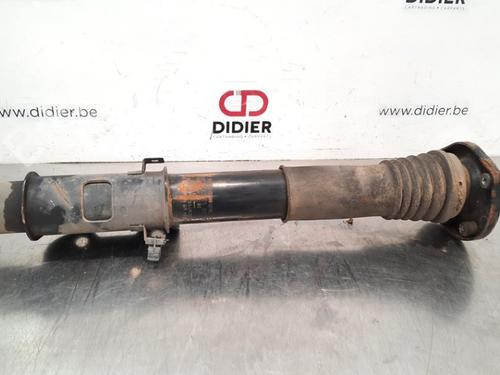 Used Right front shock absorber MERCEDES-BENZ SPRINTER 3,5-t Van (B906) 316 CDI (906.631, 906.633, 906.635, 906.637) (163 hp) 17110879