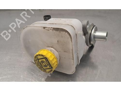 Bomba dos travões IVECO DAILY VI Platform/Chassis 33S14, 35S14, 35C14, 38S14 (136 hp) 33167467