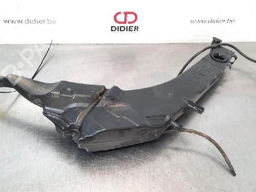 Used Windscreen washer tank PEUGEOT 308 II (LB_, LP_, LW_, LH_, L3_) 1.6 HDi 100 (99 hp) 10876027
