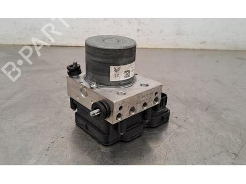 Used ABS pump PEUGEOT 308 III (FB_, FH_, FP_, F3_, FM_) BlueHDi 130 (FBYHZL, FBYHZT) (131 hp) 26462614