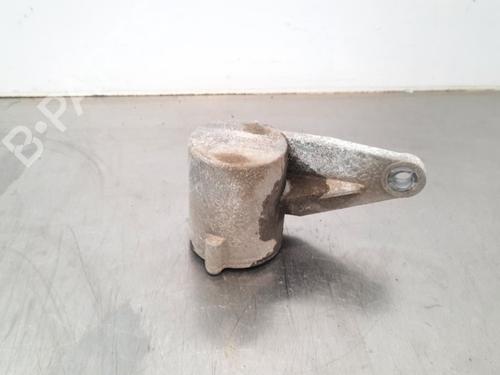 Used Right rear suspension arm LAND ROVER DISCOVERY SPORT (L550) 2.0 D (150 hp) 15027220