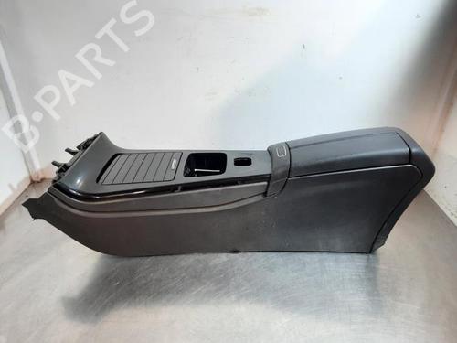Consola central Consola central MERCEDES-BENZ A-CLASS (W177) A 180 d (177.003) (116 hp) 36343337 36343337