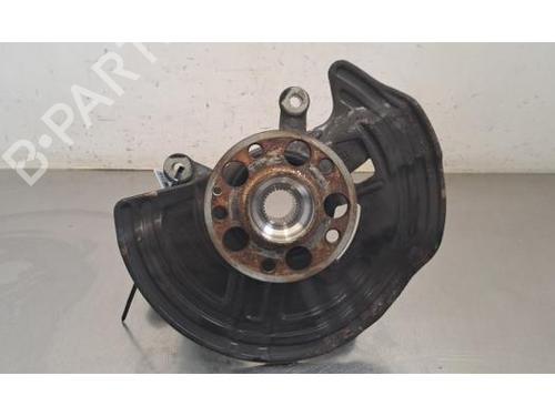 Used Right front steering knuckle Right front steering knuckle MERCEDES-BENZ GLA-CLASS (X156) GLA 180 (156.942) (122 hp) 34117979 34117979