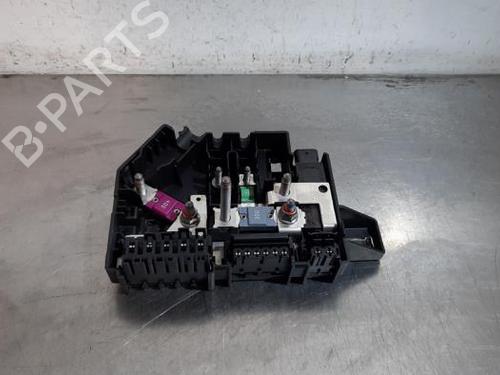 Used Fuse box Fuse box MERCEDES-BENZ GLE (V167) GLE 350 de 4-matic (167.106) (333 hp) 39892720 39892720