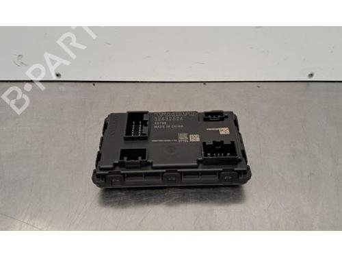 Used Electronic module VOLVO EX40 (536) EV (238 hp) 30824302