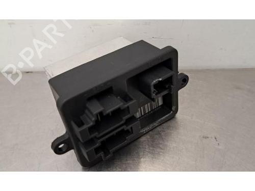 Used Heater resistor CITROËN BERLINGO Box Body/MPV (K9) 1.5 BlueHDi 100 (102 hp) 31371840