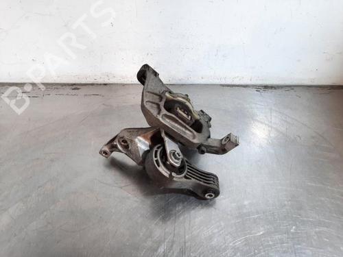 Used Gearbox mount Gearbox mount 37674458 37674458