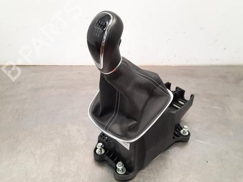Used Gear lever OPEL ASTRA K Sports Tourer (B16) 1.5 CRDI (35) (105 hp) 15236416