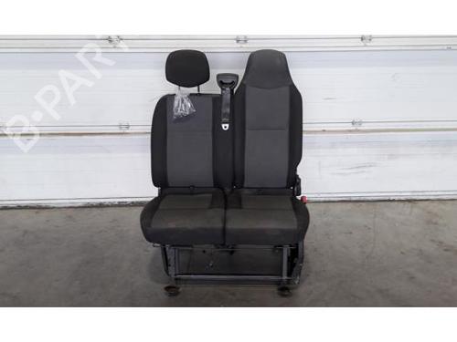 Used Right front seat RENAULT MASTER III Van (FV) 2.3 dCi 135 FWD (FV0N, FV08, FV06, FV00, FV1S) (136 hp) 29214869