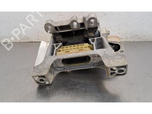 Used Engine mount Engine mount 37038584 37038584