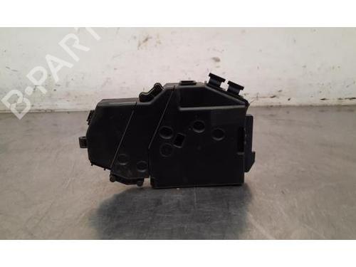 Used Fuse box MERCEDES-BENZ A-CLASS Saloon (V177) A 200 (177.187) (163 hp) 24991426