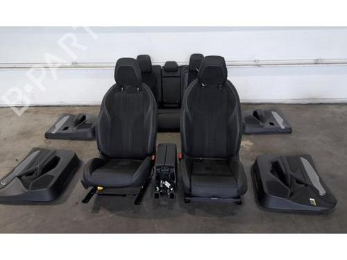Used Seats set PEUGEOT 308 III (FB_, FH_, FP_, F3_, FM_) Hybrid 225 (F3DGYT, F3DGNH) (224 hp) 29901452