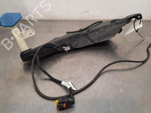Used Windscreen washer tank PEUGEOT 308 II (LB_, LP_, LW_, LH_, L3_) 1.6 PureTech 225 (225 hp) 23629267
