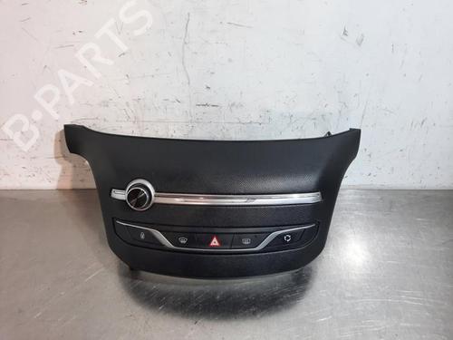 Used Warning switch PEUGEOT 308 II (LB_, LP_, LW_, LH_, L3_) 1.5 BlueHDi 130 (131 hp) 23595266
