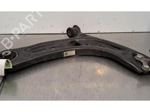 Used Right front suspension arm AUDI A3 Limousine (8VS, 8VM) 1.6 TDI (115 hp) 31692007