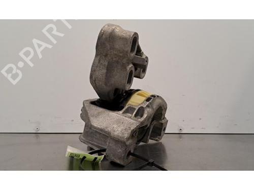 Engine mount MERCEDES-BENZ GLA-CLASS (X156) GLA 180 (156.942) | BP31366236M89 