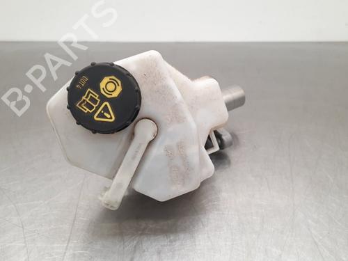 Used Brake master cylinder LAND ROVER DISCOVERY SPORT (L550) 2.0 D 4x4 (150 hp) 19686850