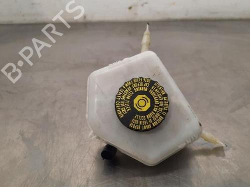 Used Brake fluid reservoir BMW 2 Coupe (F22, F87) 218 d (150 hp) 23631568