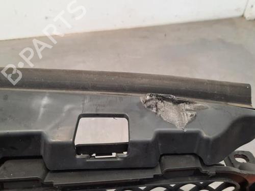 Used Grille MERCEDES-BENZ C-CLASS (W205) C 200 d (205.007) (136 hp) 20079676