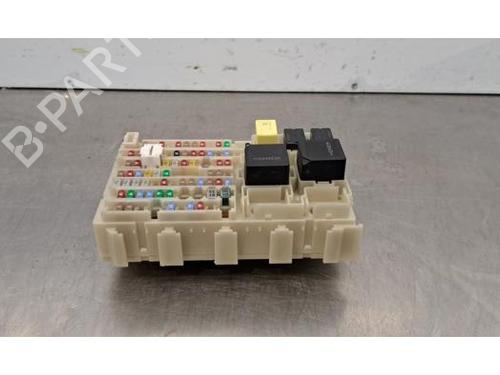 Caja reles / fusibles RENAULT SCENIC E-TECH PHASE I EV87 (218 hp) 30473227