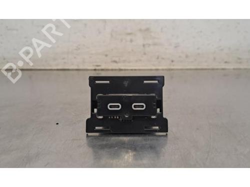 electronic-module-audi-a3-sportback-8ya-8yf-2019-36680921 main image