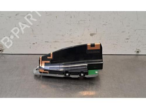 Antenne/Base Antenne/Base BMW X3 (G01, F97, G08) xDrive 20 i (184 hp) 37225346 37225346