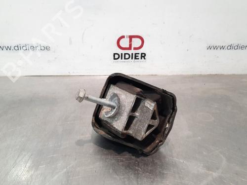 Used Engine mount MERCEDES-BENZ SPRINTER 3,5-t Platform/Chassis (B906) 313 CDI (906.131, 906.133, 906.135, 906.231, 906.233,... (129 hp) 17110789