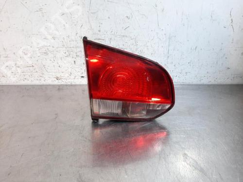 Venstre Baklys VW GOLF VI (5K1) 1.6 TDI (90 hp) 31273001