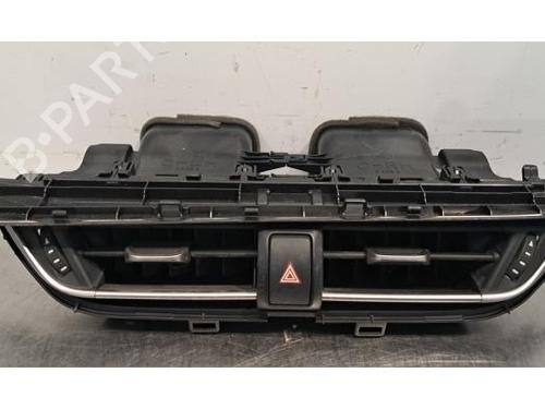 air-vent-toyota-c-hr-_x1_-2016-32284482 main image