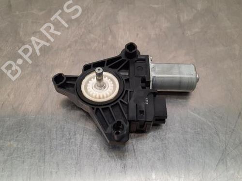 Used Electronic module MERCEDES-BENZ GLC (X253) 250 4-matic (253.946) (211 hp) 23598211