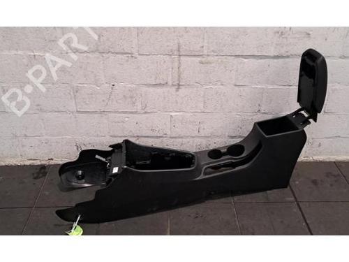 Armrest / Center console HYUNDAI GETZ (TB) 1.6 | BP30163742I20