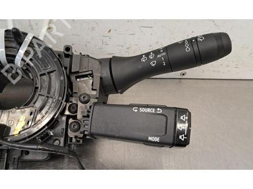 Steering column stalk RENAULT CLIO V (B7_) 1.5 Blue dCi 100 (B7AD) | BP38322073I23 - Image 3