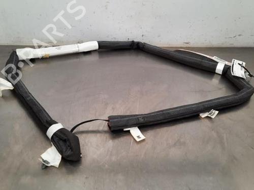 Used Left curtain airbag PEUGEOT 5008 II (MC_, MJ_, MR_, M4_) 1.5 BlueHDi 130 (MCYHZJ, MCYHZR, MCYHZX) (131 hp) 23622419