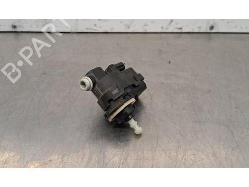 Brændstofdæksel aktuator PEUGEOT 208 II (UB_, UP_, UW_, UJ_) 1.2 PureTech 100 (101 hp) 30806468